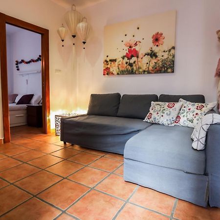Apartamento Centrico Con Patio Exterior En El Mejor Barrio De Granada El Realejo Luaran gambar