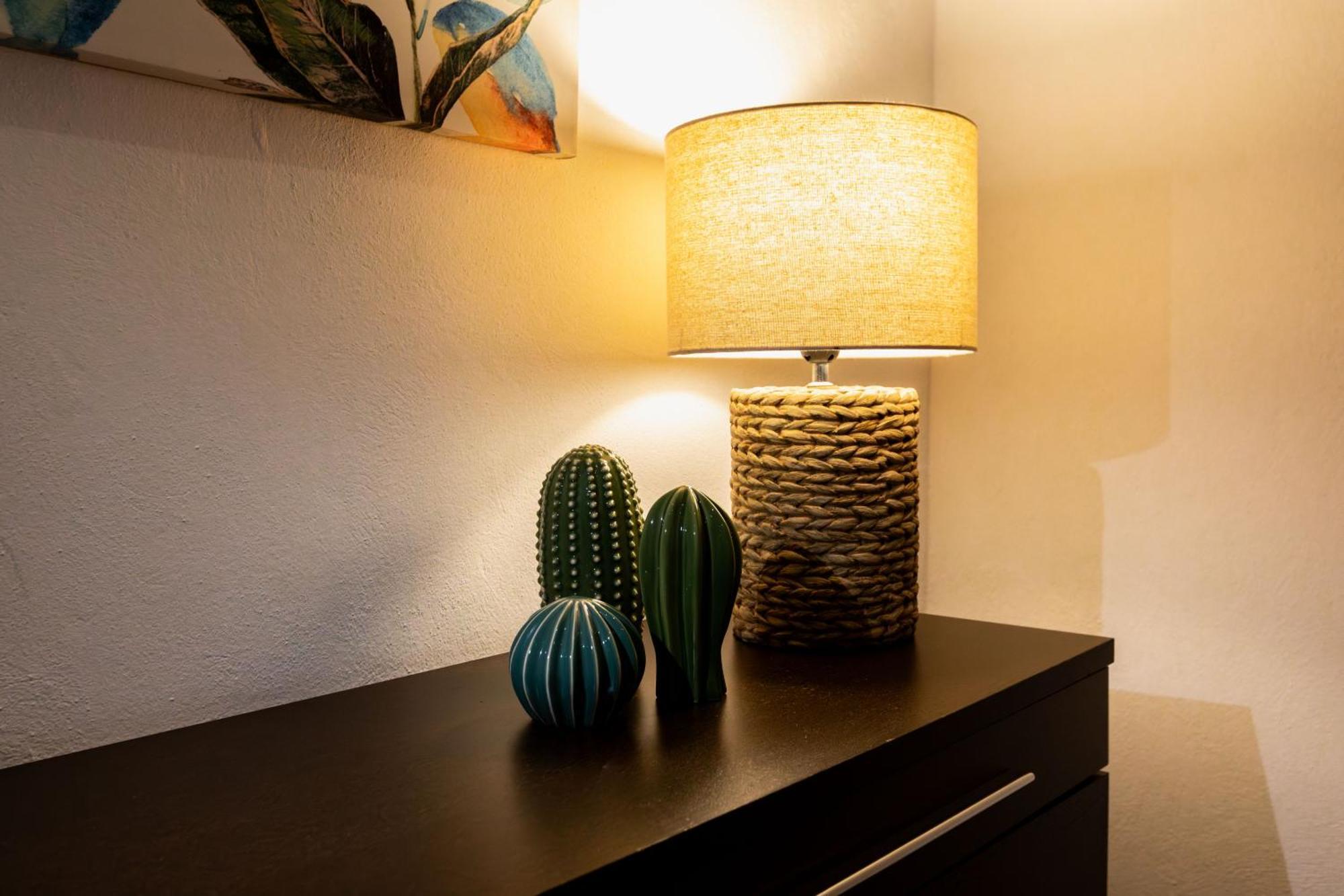 Apartamento Centrico Con Patio Exterior En El Mejor Barrio De Granada El Realejo Luaran gambar
